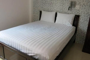 Táo Đỏ Guest House