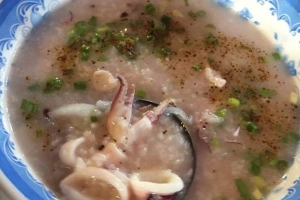 Tàu Câu Mực Hòa Hiệp - 30 Tháng 4