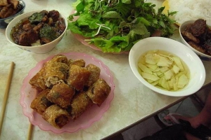 Quán Ăn Te Béo - Bún Chả & Nem Hải Sản