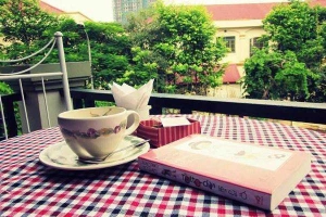 Tea Talk Cafe & Bakery