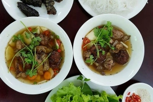 Quán Ăn Thái Thanh - Bún Chả & Bánh Đa Cua