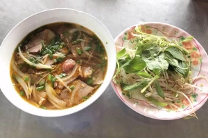 Quán Ăn Thanh Long - Bún Bò Huế