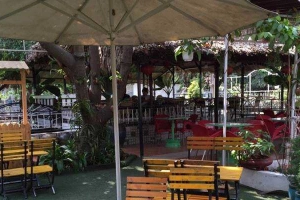 Thanh Trà Cafe Sân Vườn