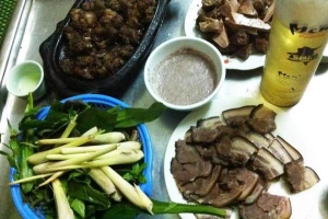 Quán Ăn Thảo Anh - Bia Hơi & Thịt Chó