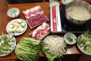 Thảo Thuân - Cơm & Lẩu Bình Dân