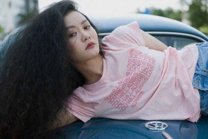 The Blue Tshirt - Nguyễn Du