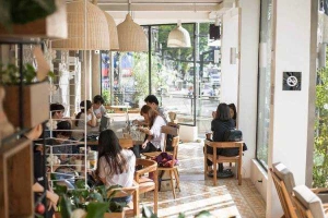 The Coffee House - Nguyễn Huy Tự