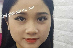 Thế Giới Nối Mi - Cách Mạng Tháng Tám