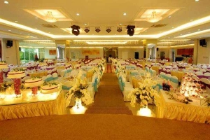 The Light Hotel & Resort