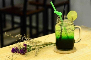 The Vintage Cafe