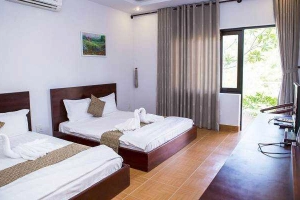 Thiên Thạch Hotel