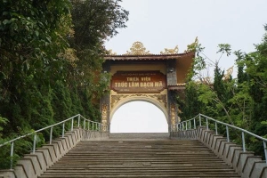 Thiền Viện Trúc Lâm Bạch Mã
