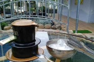 Thôi Kệ Cafe Sân Vườn