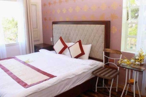 Thông Đỏ Hotel - Pasteur