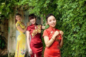 Thu Hồng Collection