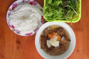 Quán Ăn Thúy - Bún Chả & Phở Bò