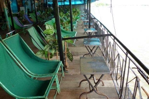 Thủy Tạ Cafe