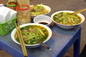 Quán Ăn Thụy Tâm - Bún Móng, Thịt, Sườn & Bún Đuôi