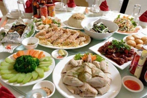Tiệc tận nơi Phong Phú - Tiệc Cưới & Hội Nghị
