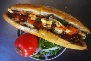 Tiệm Bánh Bami Dung - Bánh Mì Kẹp