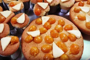 Tiệm Bánh Bánh Bông Lan Phô Mai Trứng Muối - Cao Thắng