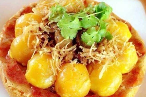 Tiệm Bánh Bánh Bông Lan Trứng Muối Chà Bông - Hai Bà Trưng