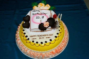 Tiệm Bánh Bánh Kem Huyền Trân