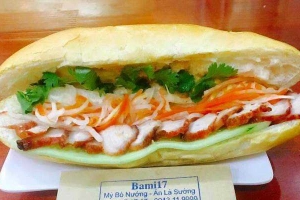 Tiệm Bánh Bánh Mì 17