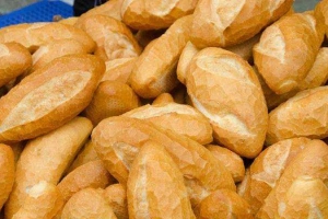 Tiệm Bánh Bánh Mì & Bánh Ngọt - Âu Cơ