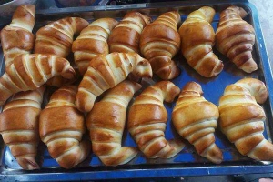 Tiệm Bánh Bánh Mì & Bánh Ngọt - Sông Nhuệ