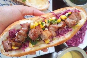 Tiệm Bánh Bánh Mì Cô Nga