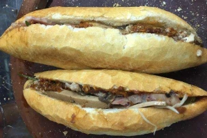 Tiệm Bánh Bánh Mì Dũng Mến