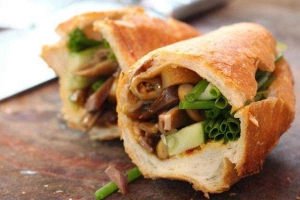 Tiệm Bánh Bánh Mì Hà Nội - 113 Lê Văn Lương