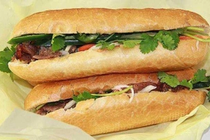 Tiệm Bánh Bánh Mì Hạnh