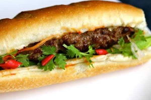Tiệm Bánh Bánh Mì Hoàng Yến - Hoàng Văn Thụ