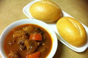 Tiệm Bánh Bánh Mì Huế - Lý Thường Kiệt