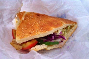 Tiệm Bánh Kebab Mặt Trời Mọc - Hương Vị Thổ Nhĩ Kỳ