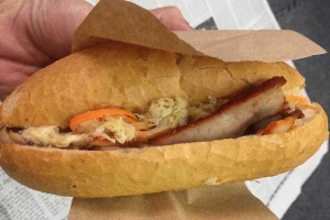 Tiệm Bánh Bánh Mì Nga