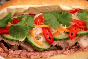 Tiệm Bánh Bánh Mì Pate - Vũ Hồng Phô