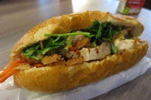 Tiệm Bánh Bánh Mì Sa Huỳnh 2