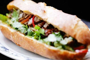 Tiệm Bánh Bánh Mì Thổ Nhĩ Kỳ Minh Tuấn - Cách Mạng Tháng 8