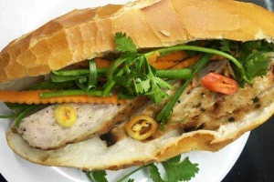 Tiệm Bánh Bánh Mì Thu Hà - Phan Đình Phùng