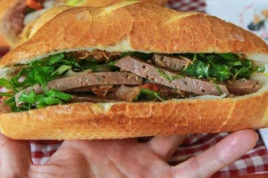 Tiệm Bánh Bánh Mì Tuấn Mập - 489 Đỗ Xuân Hợp