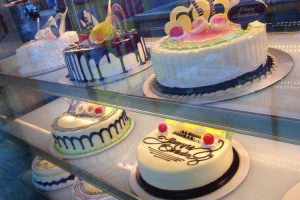 Tiệm Bánh Bánh Sinh Nhật Âu Việt