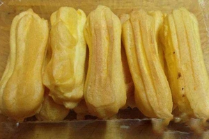 Tiệm Bánh Bánh Su Hong Kong