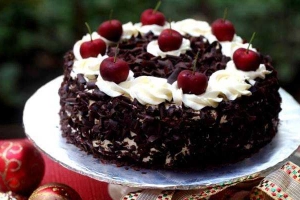 Tiệm Bánh Black Forest - Bánh Đức