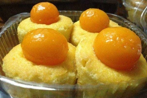 Tiệm Bánh Bông Lan Xá Xíu