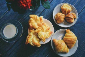 Tiệm Bánh Camellia Bakery