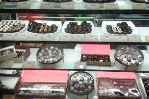 Tiệm Bánh Chocolate Graphics - AEON Mall Tân Phú