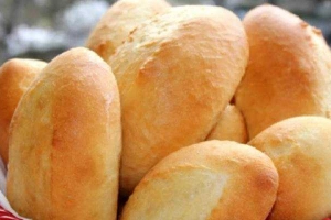 Tiệm Bánh Cơ Sở Bánh Mì Giang Nam